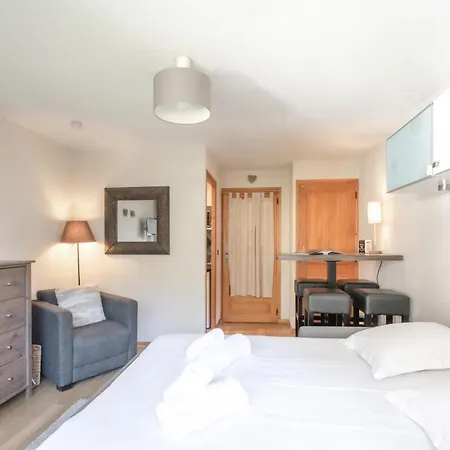 Clos Du Savoy Apartment