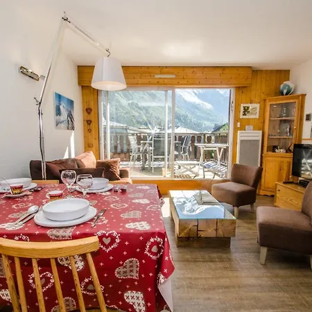 Clos Du Savoy Apartment *